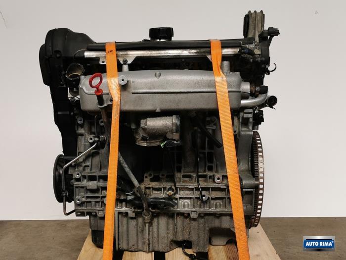 Gebruikte Motor Volvo S60 I (RS/HV) 2.0 T 20V Prijs € 1.149,95 Margeregeling aangeboden door Auto Rima 