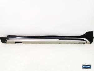 Gebruikte Dorpel links Volvo V60 I (FW/GW) 2.4 D6 20V Plug-in Hybrid AWD Prijs € 74,95 Margeregeling aangeboden door Auto Rima Druten