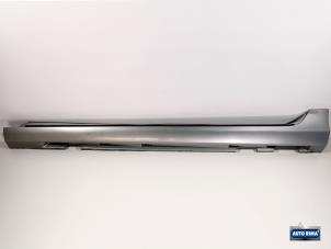 Gebruikte Dorpel links Volvo V60 I (FW/GW) 1.6 T4 16V Prijs € 49,95 Margeregeling aangeboden door Auto Rima Druten