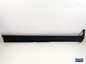 Gebruikte Dorpel links Volvo XC70 (SZ) XC70 2.5 T 20V Prijs € 34,95 Margeregeling aangeboden door Auto Rima Druten