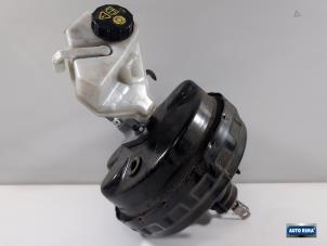 Gebruikte Rembekrachtiger Volvo XC60 I (DZ) 2.0 D4 16V Prijs € 124,95 Margeregeling aangeboden door Auto Rima Druten