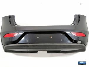 Gebruikte Bumper achter Volvo V40 (MV) 1.5 T2 16V Geartronic Prijs € 199,95 Margeregeling aangeboden door Auto Rima Druten