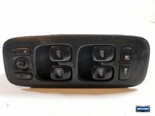 Gebruikte Schakelaar Elektrisch Raam Volvo V70 (SW) 2.4 20V 170 Prijs € 39,95 Margeregeling aangeboden door Auto Rima Druten