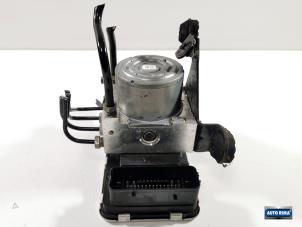 Gebruikte ABS Pomp Volvo V90 II (PW) 2.0 D4 16V Prijs € 249,95 Margeregeling aangeboden door Auto Rima Druten