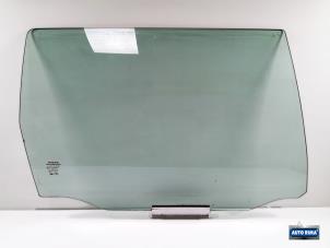 Gebruikte Deurruit 4Deurs rechts-achter Volvo V70 (SW) 2.5 T 20V AWD Prijs € 74,95 Margeregeling aangeboden door Auto Rima Druten