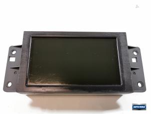 Gebruikte Display Multi Media regelunit Volvo XC60 I (DZ) 2.4 D5 20V AWD Prijs € 199,95 Margeregeling aangeboden door Auto Rima Druten