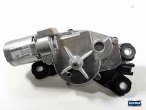 Gebruikte Ruitenwissermotor achter Volvo XC40 (XZ) 2.0 B4 16V Mild Hybrid Prijs € 74,95 Margeregeling aangeboden door Auto Rima Druten