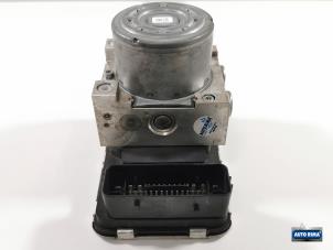 Gebruikte ABS Pomp Volvo XC90 II 2.0 T8 16V Twin Engine AWD Prijs € 299,95 Margeregeling aangeboden door Auto Rima Druten