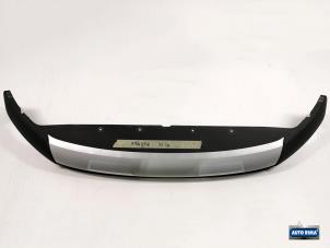 Gebruikte Lip voorbumper Volvo XC40 (XZ) 1.5 T5 Plug-in Hybrid 16V Prijs € 149,95 Margeregeling aangeboden door Auto Rima Druten