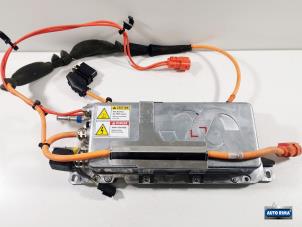 Gebruikte Acculader Volvo V60 I (FW/GW) 2.4 D6 20V Plug-in Hybrid AWD Prijs € 599,95 Margeregeling aangeboden door Auto Rima Druten