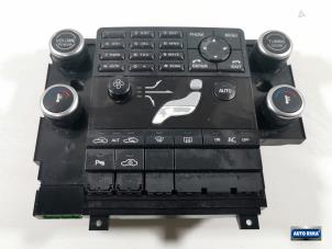 Gebruikte Chaufage Bedieningspaneel Volvo S80 (AR/AS) 2.5 T Turbo 20V AWD Prijs € 74,95 Margeregeling aangeboden door Auto Rima Druten