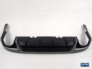 Gebruikte Diffuser achterbumper Volvo V60 I (FW/GW) 2.4 D5 20V Autom. Prijs € 149,95 Margeregeling aangeboden door Auto Rima Druten