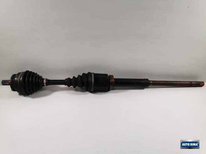 Gebruikte Steekas rechts-voor Volvo V70 (SW) 2.5 T 20V AWD Prijs € 124,95 Margeregeling aangeboden door Auto Rima Druten