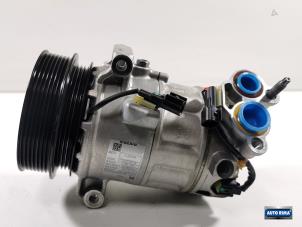 Gebruikte Aircopomp Volvo XC60 II (UZ) 2.0 B4 Mild Hybrid Geartronic 16V Prijs € 174,95 Margeregeling aangeboden door Auto Rima Druten