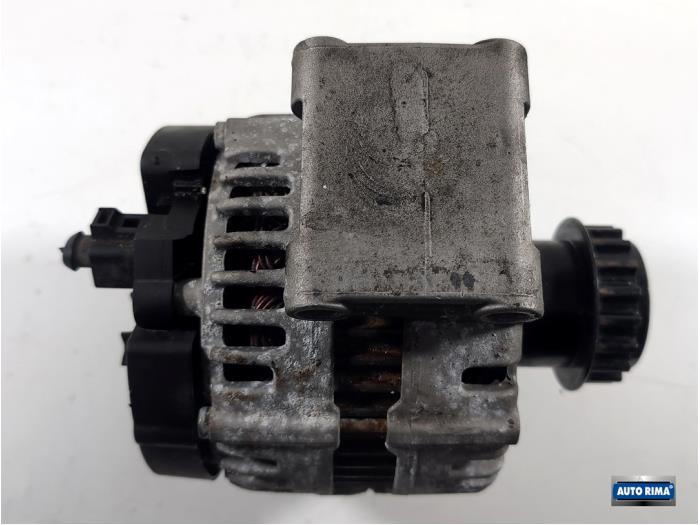 Dynamo van een Volvo V70 (BW) 3.2 24V 2008