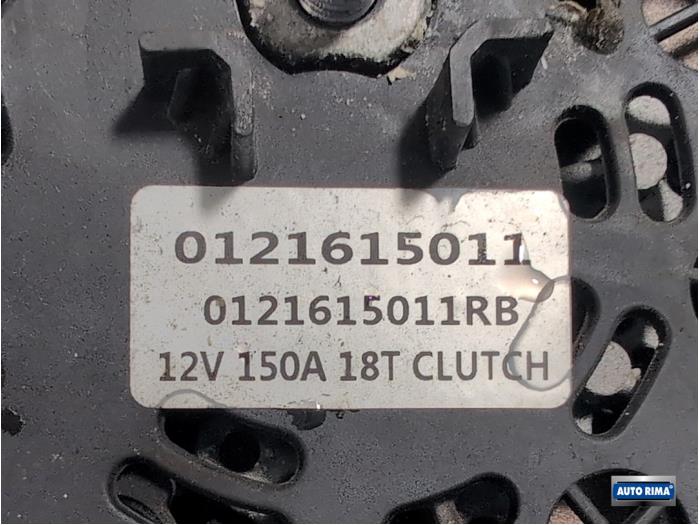 Dynamo van een Volvo V70 (BW) 3.2 24V 2008