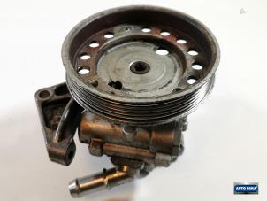 Gebruikte Servopomp Volvo V70 (BW) 3.2 24V Prijs € 174,95 Margeregeling aangeboden door Auto Rima Druten