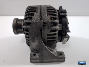 Gebruikte Dynamo Volvo V70 (SW) 2.4 20V 170 Prijs € 49,95 Margeregeling aangeboden door Auto Rima Druten