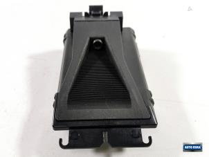 Gebruikte Camera voorzijde Volvo V60 I (FW/GW) 2.0 D4 16V Prijs € 149,95 Margeregeling aangeboden door Auto Rima Druten