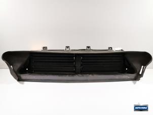 Gebruikte Luchtgeleider Volvo V40 (MV) 1.6 D2 Prijs € 149,95 Margeregeling aangeboden door Auto Rima Druten