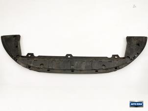 Gebruikte Bumper onderplaat Volvo XC60 I (DZ) 2.4 D3/D4 20V AWD Prijs € 49,95 Margeregeling aangeboden door Auto Rima Druten