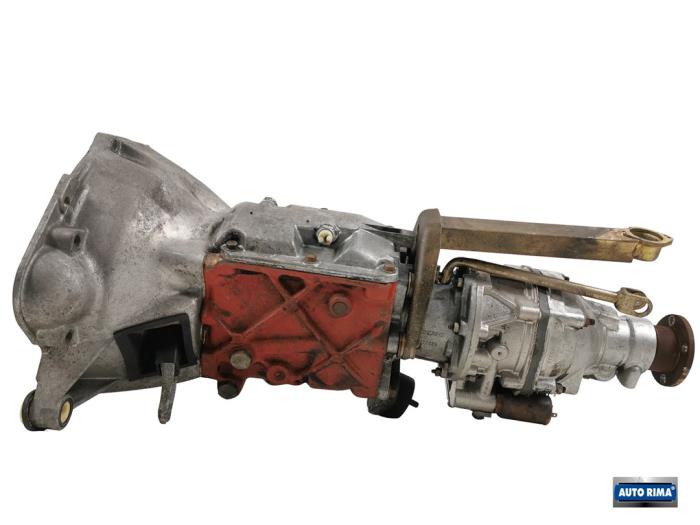 Gebruikte Versnellingsbak Volvo P-1800 2.0 Prijs € 1.199,95 Margeregeling aangeboden door Auto Rima 