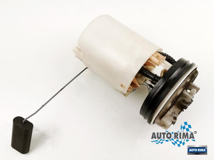 Gebruikte Benzinepomp Volvo V40 (VW) 1.8 16V Prijs € 49,95 Margeregeling aangeboden door Auto Rima 