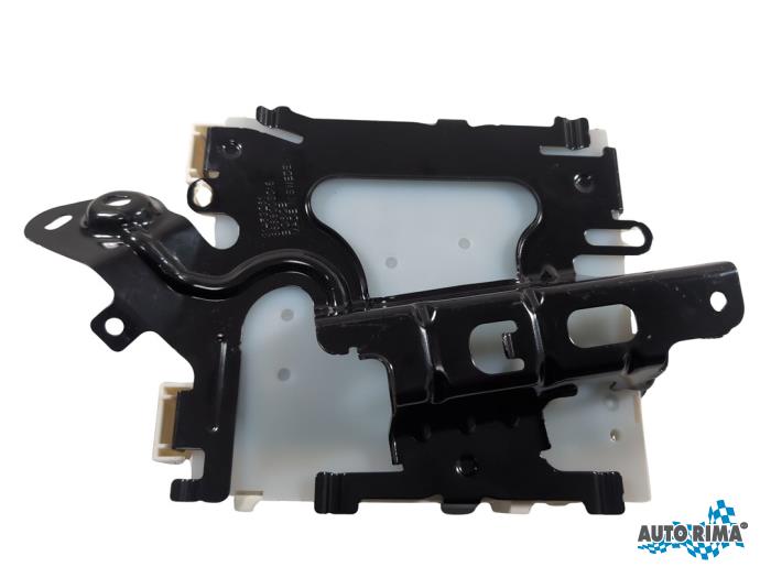 Central electronic module van een Volvo XC40 (XZ) 1.5 T5 Plug-in Hybrid 16V 2020
