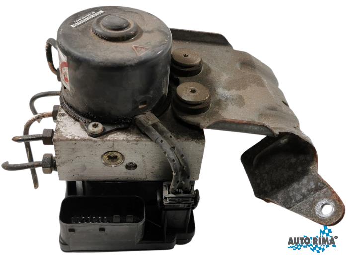 Gebruikte ABS Pomp Volvo V70 (GW/LW/LZ) 2.5 10V Prijs € 149,95 Margeregeling aangeboden door Auto Rima Druten