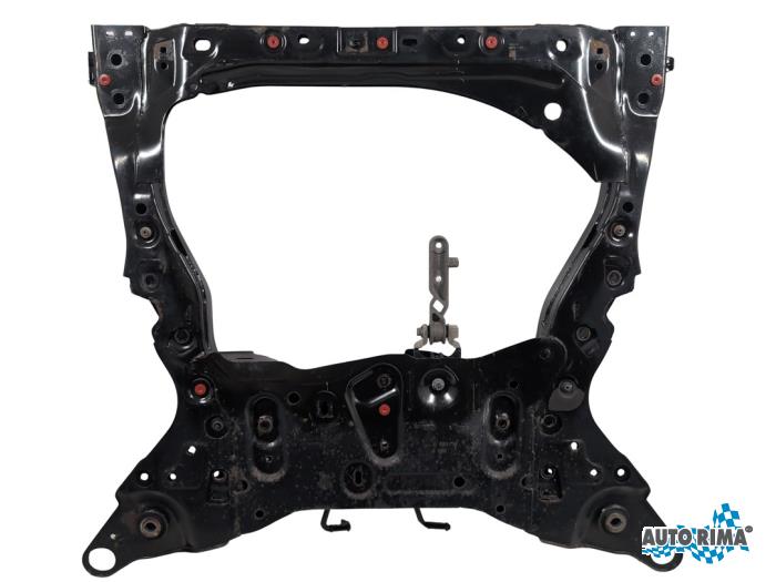 Gebruikte Subframe Volvo V60 II (ZW) 2.0 D3 16V Prijs € 349,95 Margeregeling aangeboden door Auto Rima 