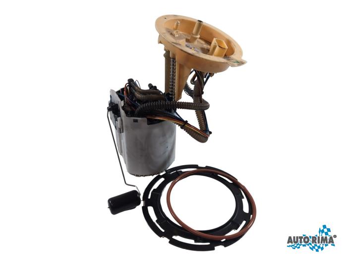 Gebruikte Tank element Pomp Volvo XC60 II (UZ) 2.0 B4 16V Mild Hybrid AWD Prijs € 149,95 Margeregeling aangeboden door Auto Rima 
