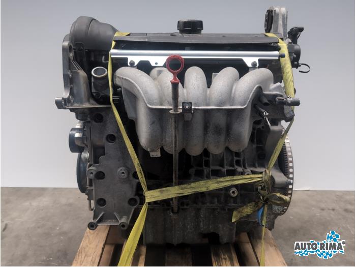 Gebruikte Motor Volvo V70 (SW) 2.4 20V 140 Bifuel CNG Prijs € 449,95 Margeregeling aangeboden door Auto Rima 