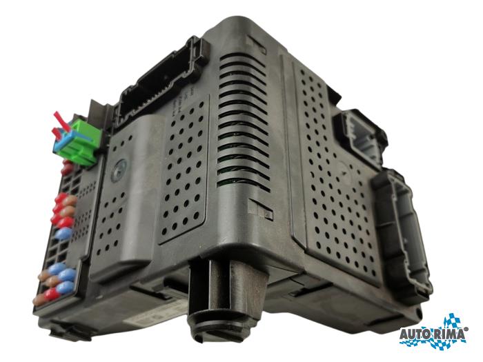 Gebruikte Central electronic module Volvo XC90 I 2.5 T 20V Prijs € 149,95 Margeregeling aangeboden door Auto Rima 