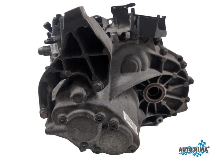 Gebruikte Versnellingsbak Volvo V40 (MV) 1.6 D2 Prijs € 749,95 Margeregeling aangeboden door Auto Rima 
