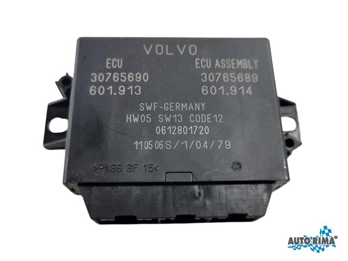 Gebruikte PDC Module Volvo V70 (SW) 2.4 20V 170 Prijs € 74,95 Margeregeling aangeboden door Auto Rima 