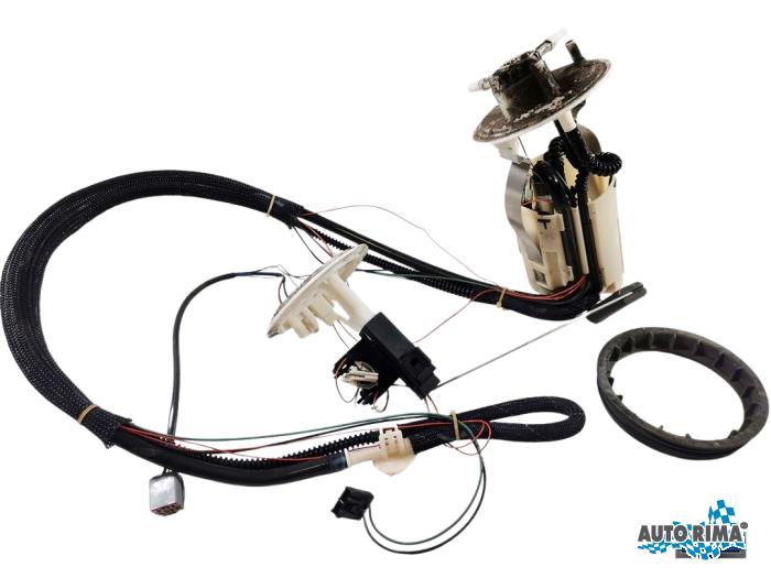 Gebruikte Benzinepomp Volvo V70 (SW) 2.4 20V 170 Prijs € 74,95 Margeregeling aangeboden door Auto Rima 