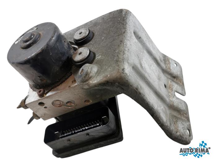 Gebruikte ABS Pomp Volvo V70 (SW) 2.5 T 20V Prijs € 174,95 Margeregeling aangeboden door Auto Rima 
