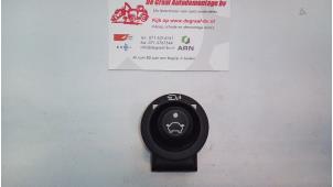 Gebruikte Schakelaar Spiegel Ford Mondeo III Wagon 2.0 TDCi 115 16V Prijs € 15,00 Margeregeling aangeboden door de Graaf autodemontage B.V.