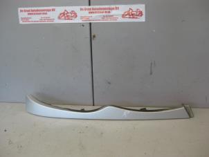 Gebruikte Koplamprand rechts BMW 3 serie (E46/4) 316i 16V Prijs op aanvraag aangeboden door de Graaf autodemontage B.V.