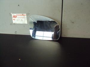 Gebruikte Spiegelglas rechts Skoda Fabia Prijs € 15,00 Margeregeling aangeboden door de Graaf autodemontage B.V.