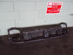 Gebruikte Frontpaneel Opel Vivaro Prijs op aanvraag aangeboden door de Graaf autodemontage B.V.