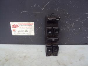 Gebruikte Combischakelaar ramen Ford Galaxy (WGR) 2.3i 16V Prijs € 40,00 Margeregeling aangeboden door de Graaf autodemontage B.V.