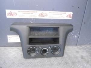 Gebruikte Dashboard deel Mitsubishi Outlander (CU) 2.4 16V 4x4 Prijs op aanvraag aangeboden door de Graaf autodemontage B.V.