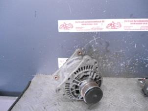 Gebruikte Dynamo Volkswagen Polo III (6N1) 1.9 SDI Prijs op aanvraag aangeboden door de Graaf autodemontage B.V.