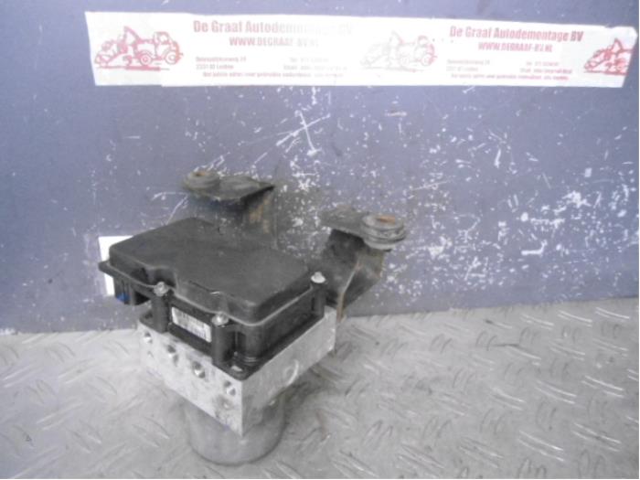 Gebruikte ABS Pomp Ford Transit 2.2 TDCi 16V Prijs op aanvraag aangeboden door de Graaf autodemontage B.V.