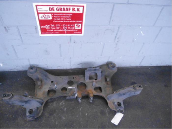 Gebruikte Subframe Ford Transit 2.2 TDCi 16V Prijs op aanvraag aangeboden door de Graaf autodemontage B.V.
