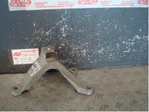 Gebruikte Motorsteun Volvo V50 (MW) 1.8 16V Prijs op aanvraag aangeboden door de Graaf autodemontage B.V.