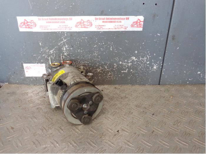 Gebruikte Aircopomp Ford Fiesta 6 (JA8) 1.4 16V Prijs op aanvraag aangeboden door de Graaf autodemontage B.V.