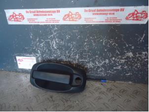 Gebruikte Portiergreep 2Deurs links Opel Combo 1.3 CDTI 16V ecoFlex Prijs € 25,00 Margeregeling aangeboden door de Graaf autodemontage B.V.