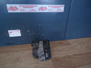 Gebruikte ABS Pomp Nissan Micra (K12) 1.2 16V Prijs € 45,00 Margeregeling aangeboden door de Graaf autodemontage B.V.